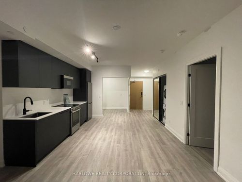 906-2369 Danforth Ave, Toronto, ON, M4C0B1 | Card Image