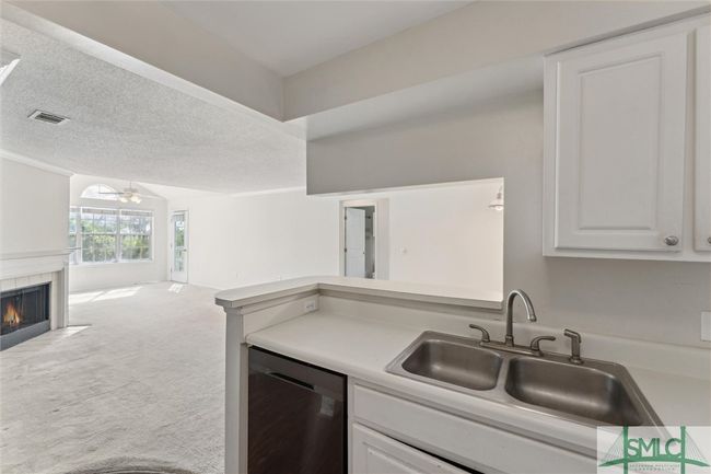 APT-1124 - 12300 Apache Ave, Condo with 3 bedrooms, 2 bathrooms and null parking in Savannah GA | Image 10