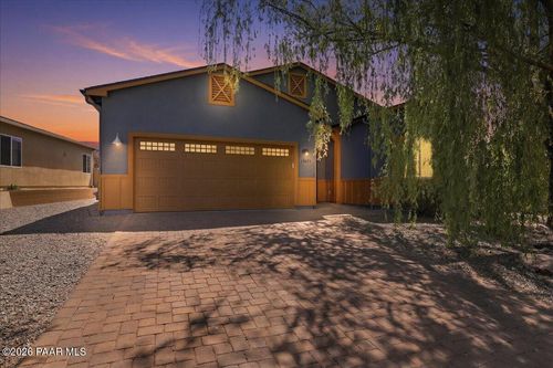 13075 E Gonzalez St, Dewey, AZ, 86327-8225 | Card Image