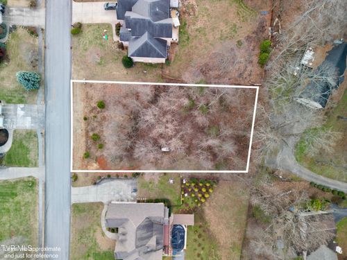 160 Sugarcane Ln, Blountville, TN, 37617-4889 | Card Image