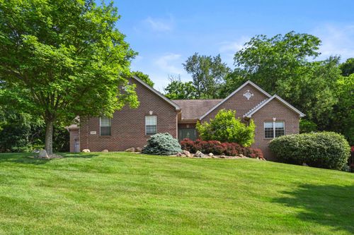 1707 Fieldcrest Dr, Lawrenceburg, IN, 47025-9379 | Card Image