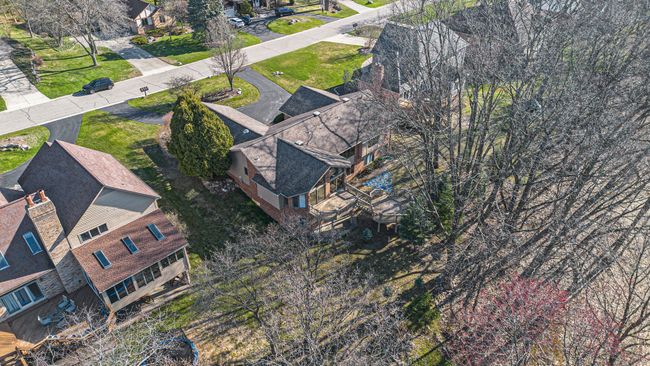 Aerial of back of house | Image 46
