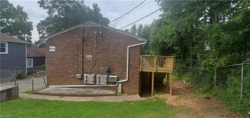 829 W 7th St, Winston-Salem, NC, 27101-1230 | Card Image