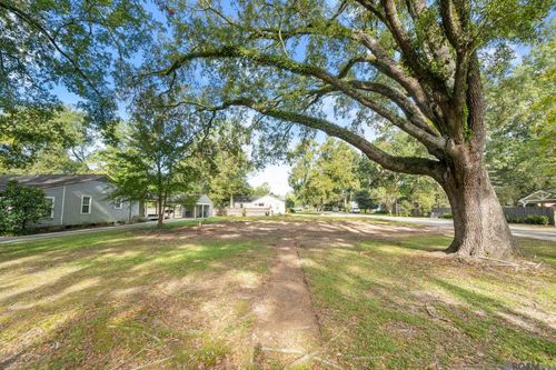 2089 Pickett Ave, Baton Rouge, LA, 70808-3964 | Card Image