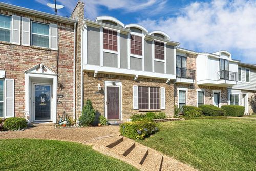 607 Trailwood Ct, Garland, TX, 75043-5688 | Card Image