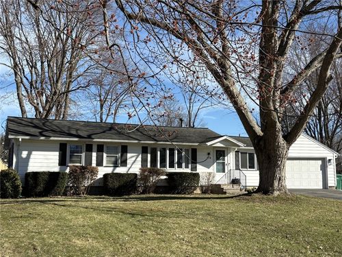 174 Valiant Dr, Rochester, NY, 14623-5532 | Card Image