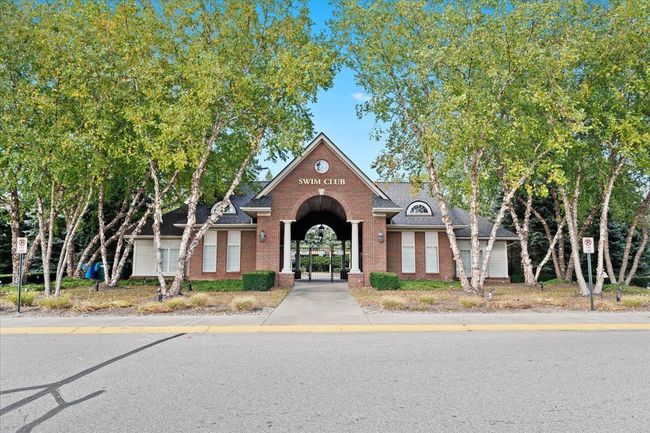 2209 Saratoga Blvd, Condo with 2 bedrooms, 2 bathrooms and null parking in Commerce Twp MI | Image 22
