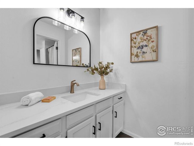 Primary vanity with new quartz countertop | Image 22