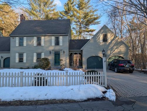 29 Lexington Rd, Atkinson, NH, 03811-2178 | Card Image