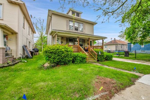 2651 5th St, Trenton, MI, 48183-2818 | Card Image