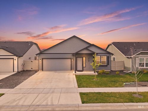 4797 E Grassway Dr, Nampa, ID, 83686-1041 | Card Image