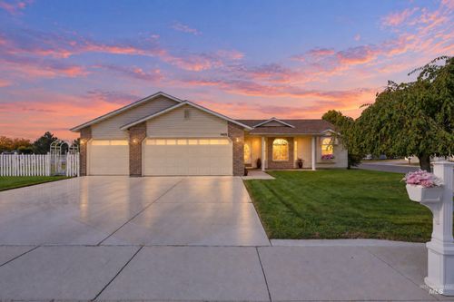 1423 S Bonneville Dr, Nampa, ID, 83686-9761 | Card Image