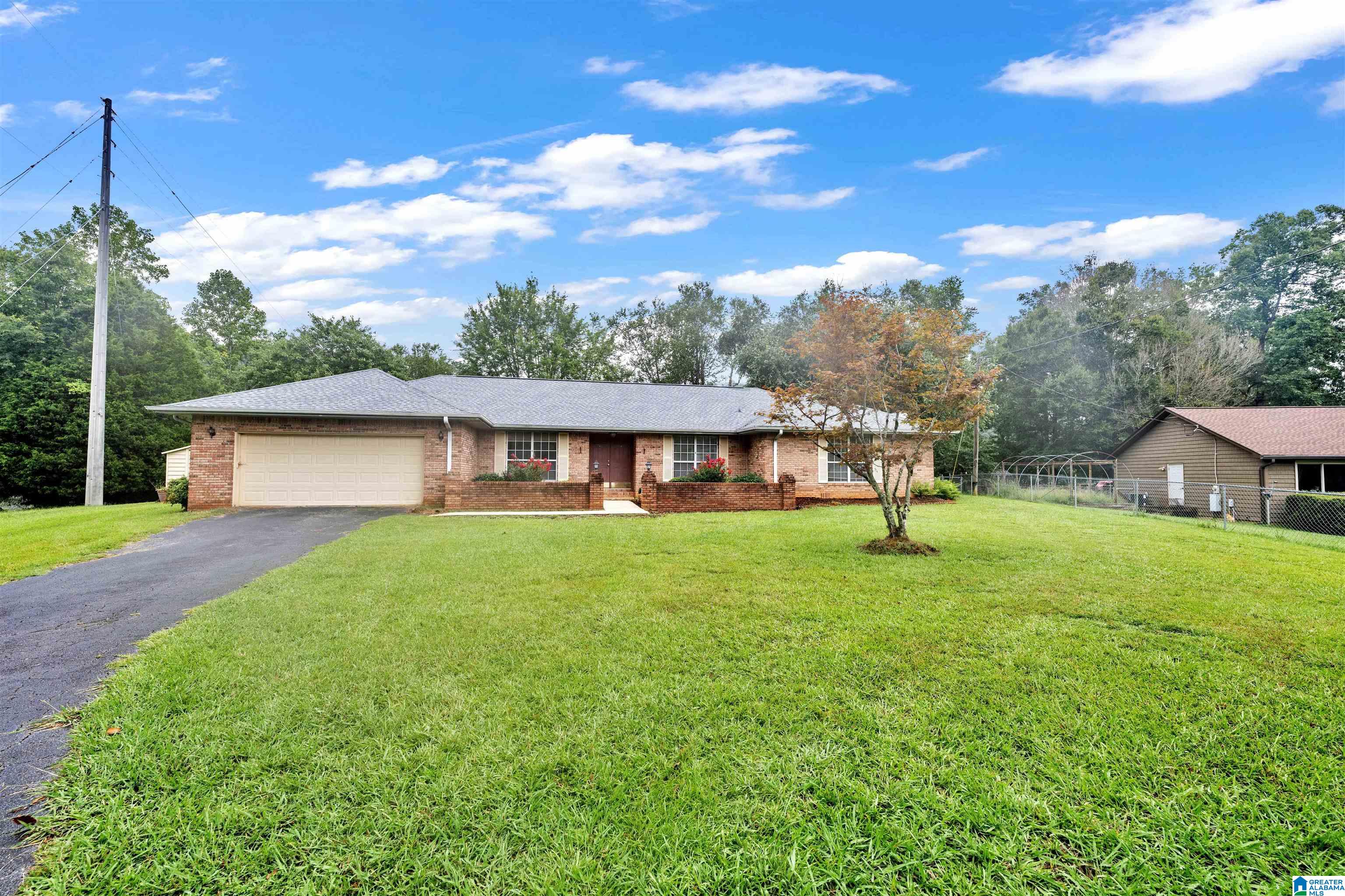 Residential in QUINTON