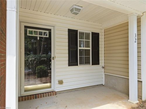 32 Josephine Cir, Greensboro, NC, 27410-4178 | Card Image
