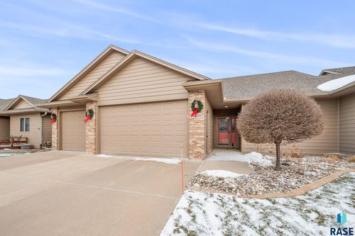 4504 E Kearney Pl, Sioux Falls, SD, 57110-4605 | Card Image