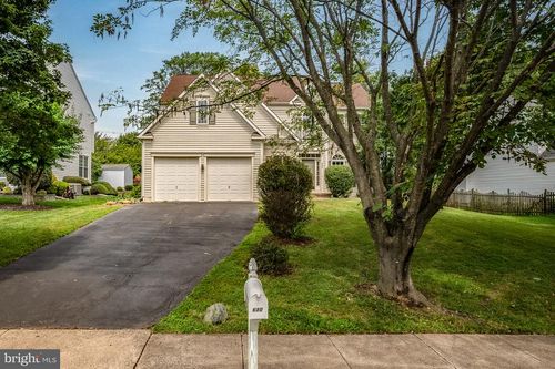 630 Marshall Dr Ne, LEESBURG, VA, 20176-2398 | Card Image