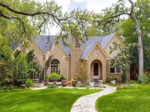 2611 Woodmont Ave, Austin, TX, 78703-3260 | Card Image