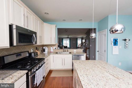 43202 Whelplehill Ter, ASHBURN, VA, 20148-7060 | Card Image