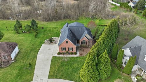 608 Oakhill Ct, Monroe, MI, 48162-5608 | Card Image