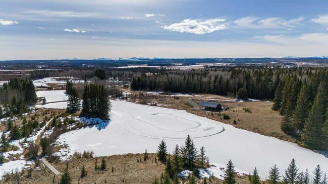 5227 Twp Rd 320 # 50, Home with 2 bedrooms, 1 bathrooms and 6 parking in Rural Mountain View County AB | Image 31