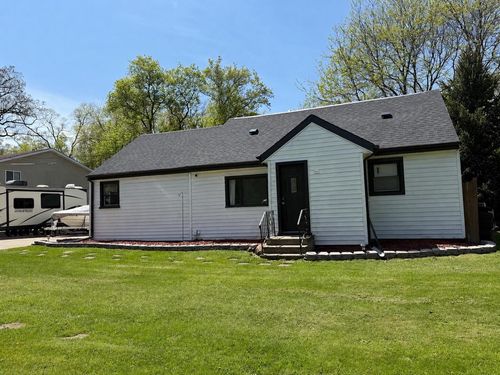 10034 28th Ave, Pleasant Prairie, WI, 53158-4406 | Card Image