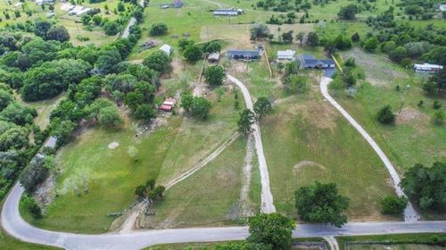 9137 Conner Rd, Washington, TX, 77880-5103 | Card Image