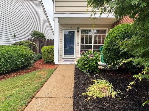 1822 Commonwealth Dr, Woodstock, GA, 30188-6307 | Card Image