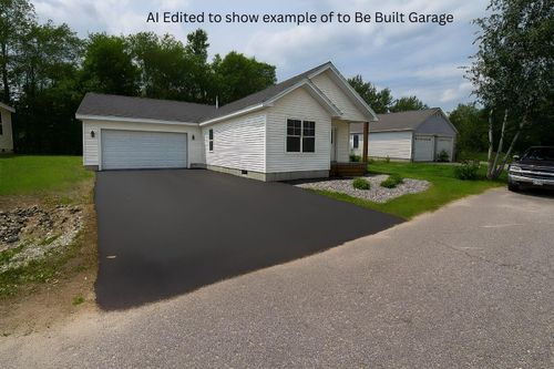 17 Streamside Dr, Auburn, ME, 04210-6462 | Card Image