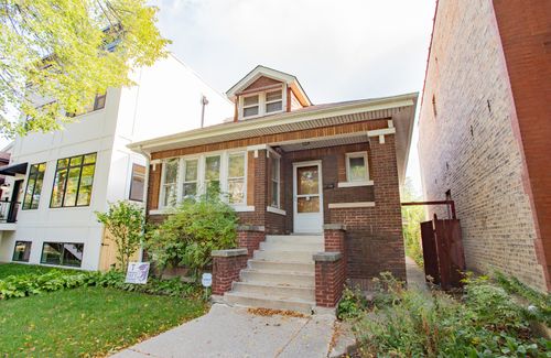 4533 N Karlov Ave, Chicago, IL, 60630-4401 | Card Image