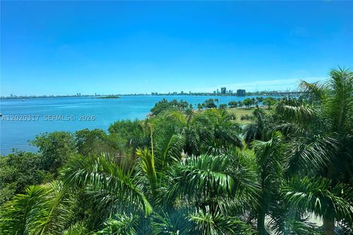 614-2000 N Bayshore Dr, Miami, FL, 33137-5116 | Card Image