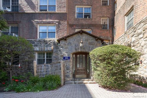 4b-151 Centre Avenue, New Rochelle, NY, 10805 | Card Image