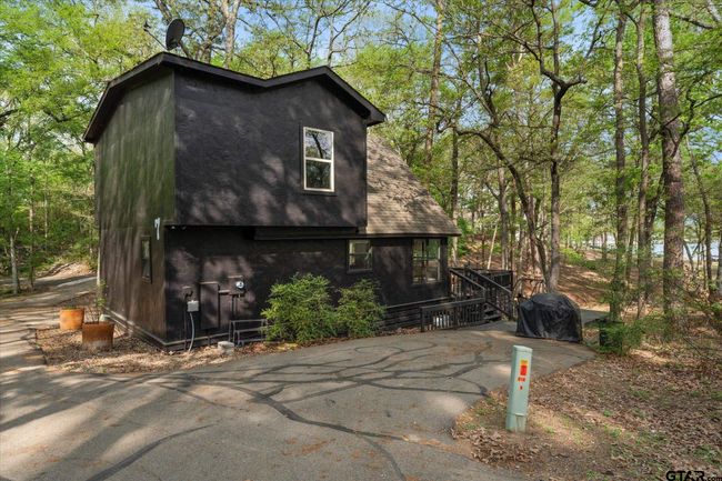 103 E Barker Creek Rd, House other with 3 bedrooms, 2 bathrooms and null parking in Scroggins TX | Image 4