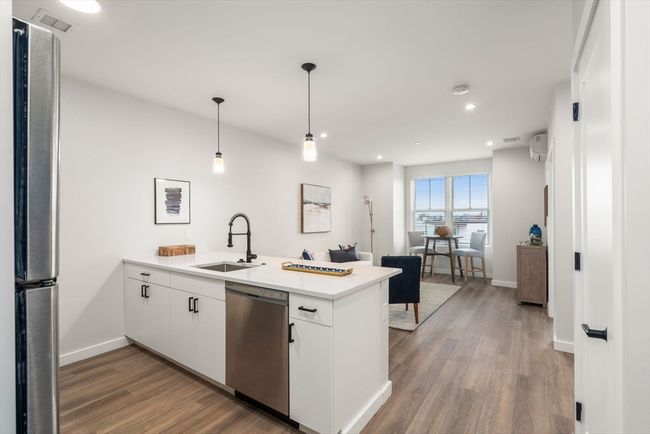 APT-405 - 10 Somerset Ave, Condo with 1 bedrooms, 1 bathrooms and 1 parking in Winthrop MA | Image 9