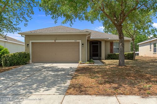 8657 Southern Charm Cir, BROOKSVILLE, FL, 34613-6862 | Card Image