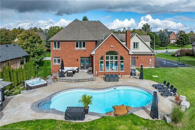 48 Palomino Dr, House other with 5 bedrooms, 5 bathrooms and 12 parking in Carlisle ON | Image 49