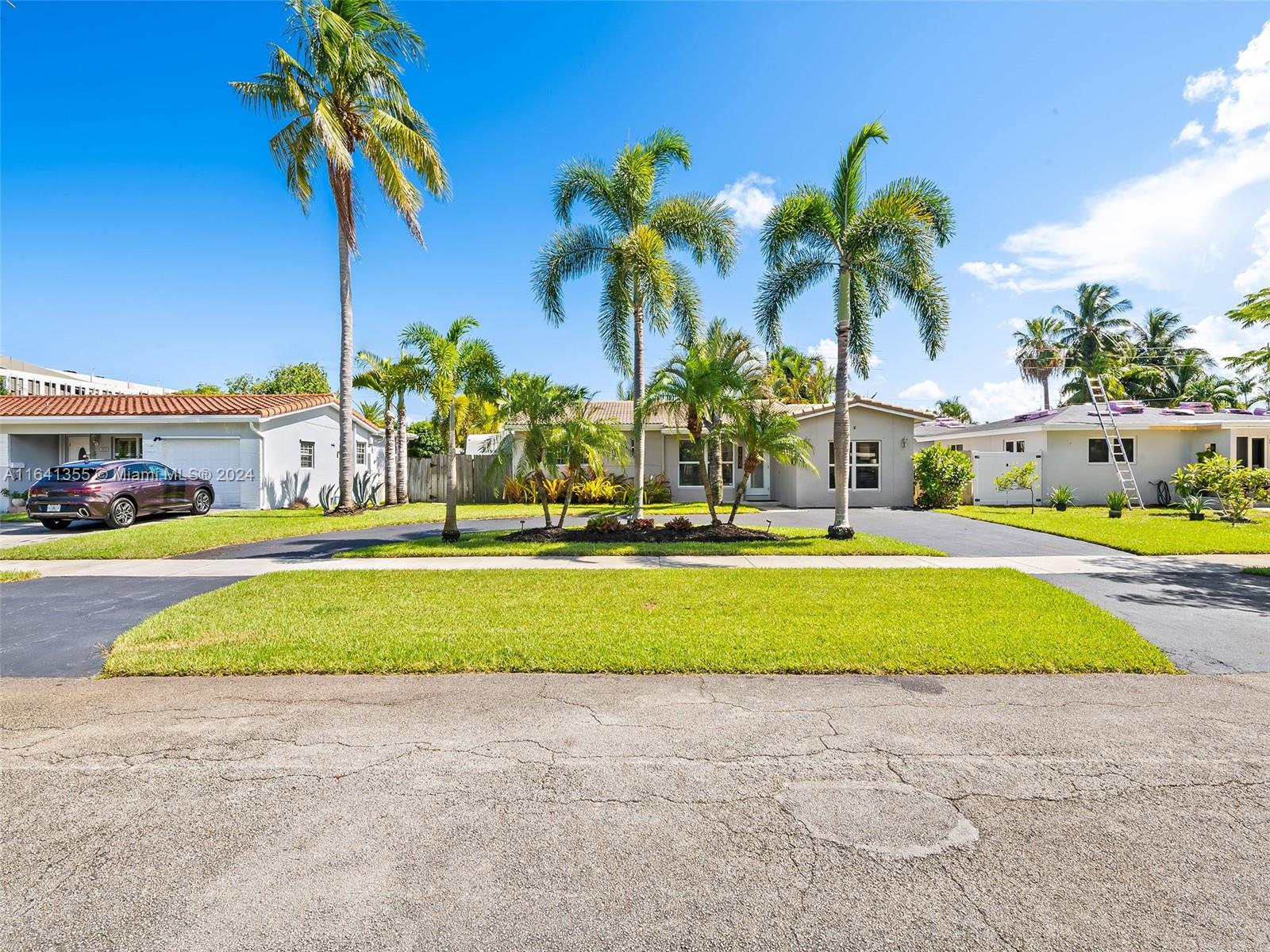 Arthur St, Hollywood, FL 33021