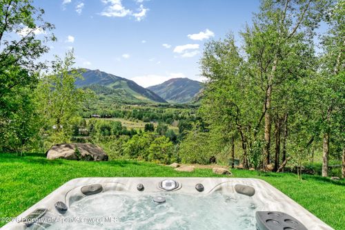 182 Bennett Pl, Aspen, CO, 81612-5138 | Card Image