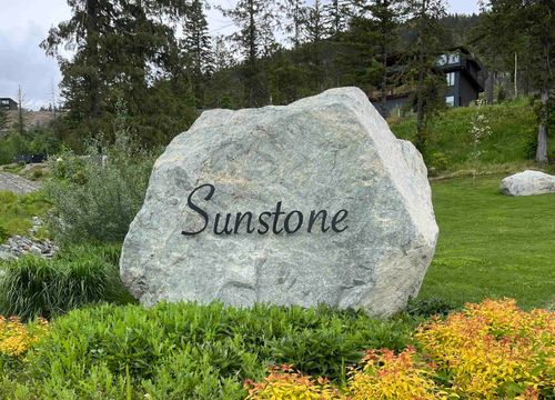 8222 Merlot Peak Dr, Pemberton, BC, V0N2L3 | Card Image