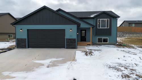 1241 Kenai Dr, Box Elder, SD, 57719-4313 | Card Image