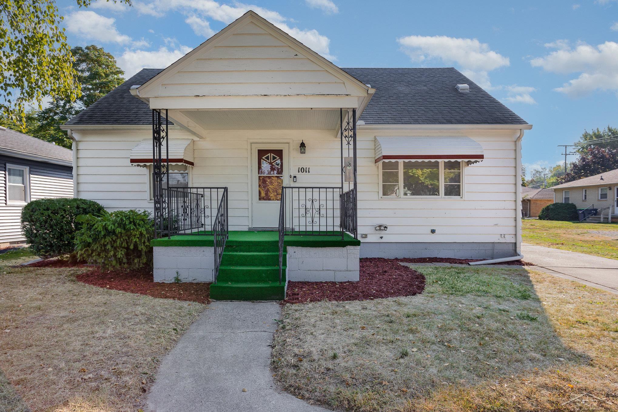 Harold St, Bay City, MI 48708