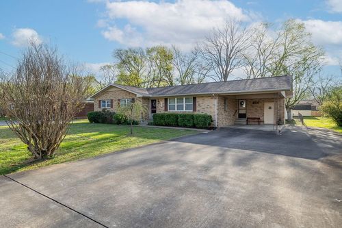 657 Fairlane Dr, Pulaski, TN, 38478-4522 | Card Image