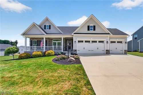 7390 Emerald Glen Ave Nw, Canal Fulton, OH, 44614-8246 | Card Image