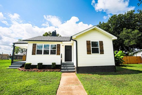 512 W Pasadena Ave, Muscle Shoals, AL, 35661-2142 | Card Image