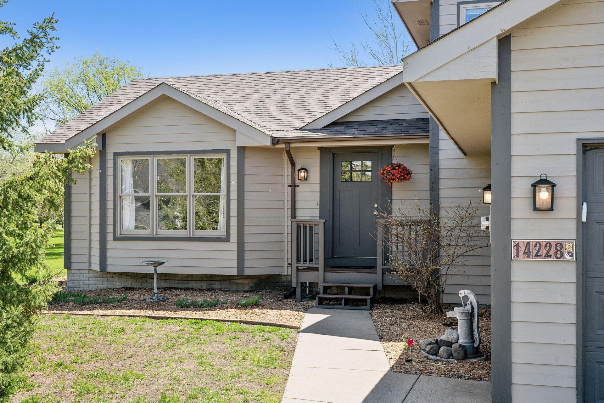 Sherburne Cir, Becker, MN 55308