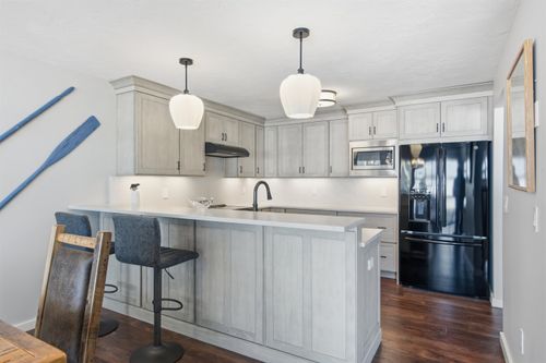 4-11 Portside Dr, Moultonborough, NH, 03254-2579 | Card Image