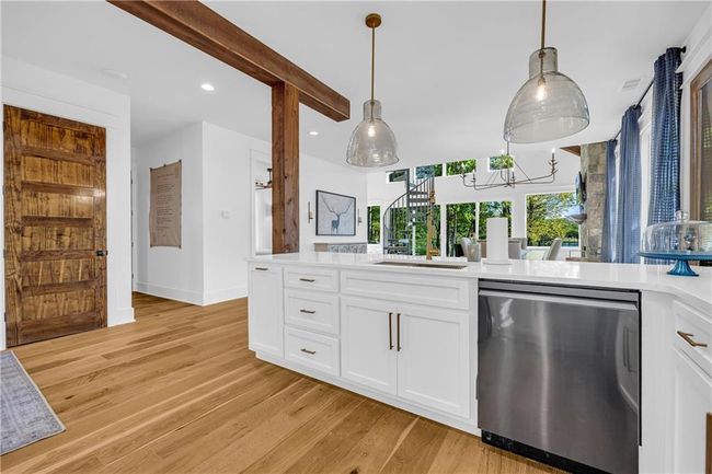 1132 N Edgewater Trl, House other with 2 bedrooms, 2 bathrooms and 5 parking in Toccoa GA | Image 22