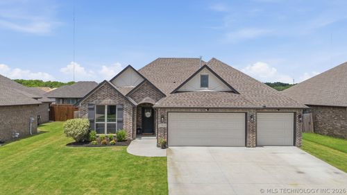 27515 E 108th Pl S, Coweta, OK, 74429-9014 | Card Image