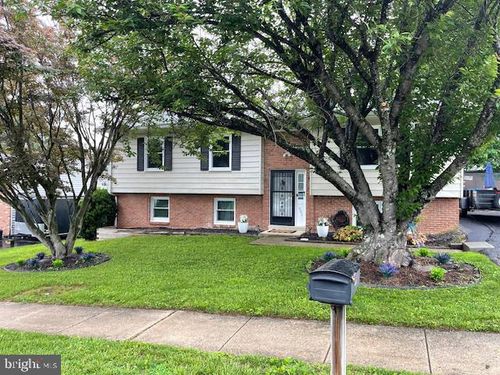 605 E H St, BRUNSWICK, MD, 21716-1733 | Card Image
