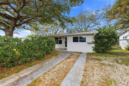 4561 Sw 25th Ter, Fort Lauderdale, FL, 33312-5723 | Card Image