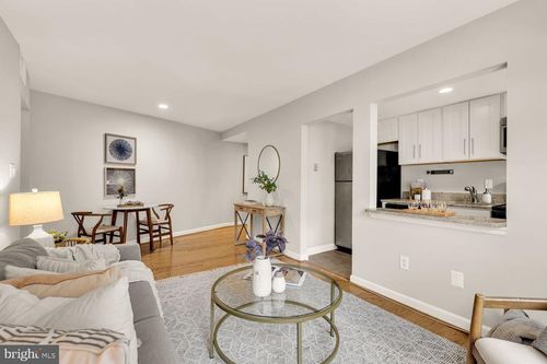 3c-1750 Harvard St Nw, WASHINGTON, DC, 20009-2925 | Card Image